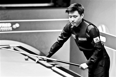 学游泳队的 学游泳队的