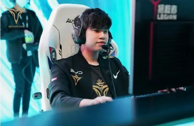 的比赛中再 的比赛中再