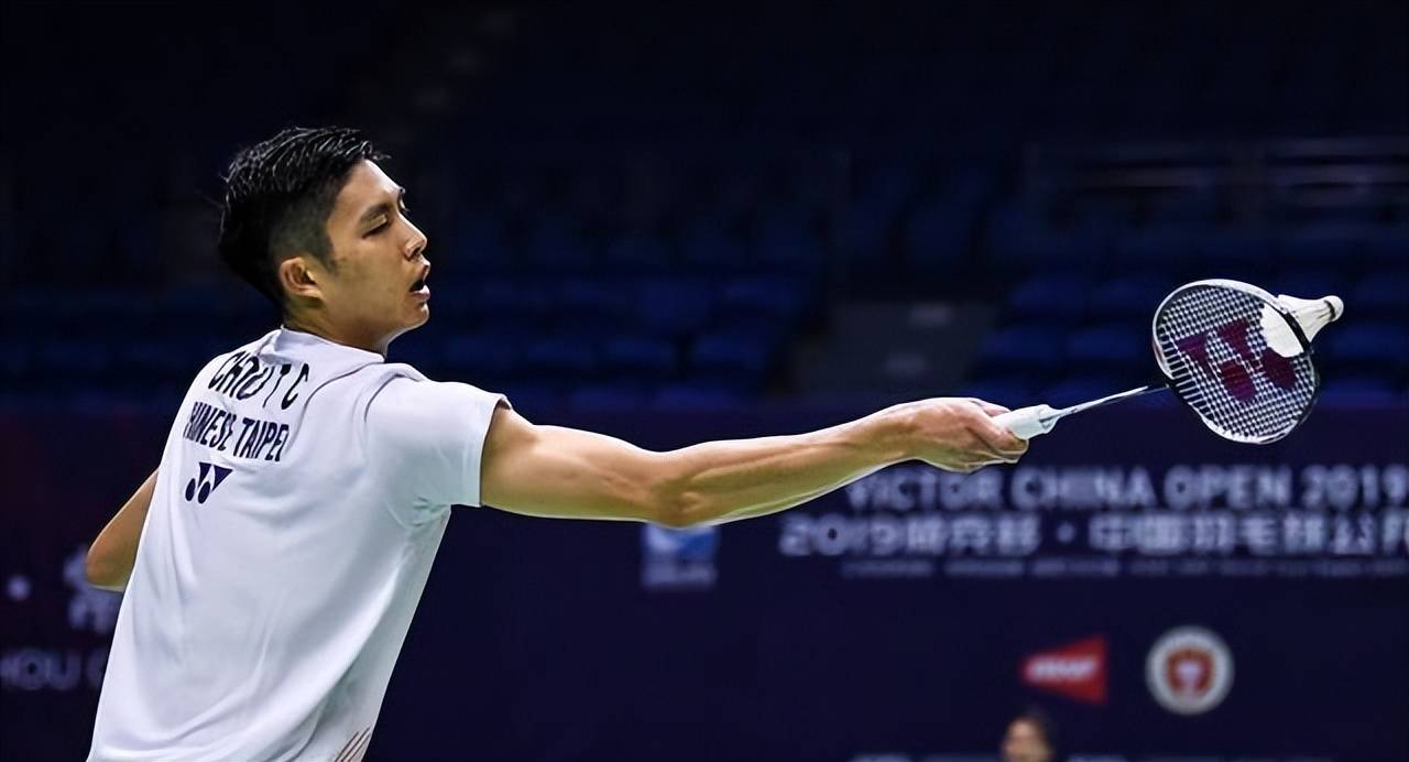 发了广泛讨 发了广泛讨